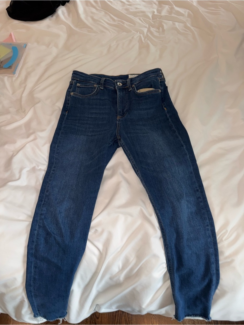 Rag & Bone Women’s High-Rise Slim Straight Jeans Size 26 – Blue Raw Hem